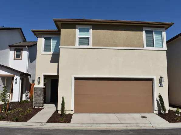 451 Peppercorn Dr, Turlock, CA 95380