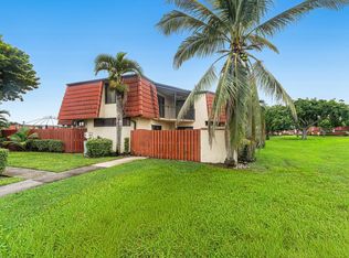 3754 Victoria Dr, West Palm Beach, FL 33406