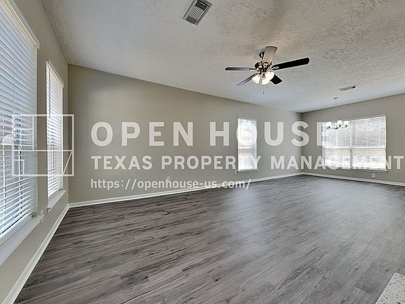 3rd image of 25814 Richards Rd