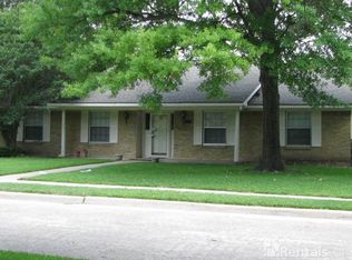 2413 Windsor Pl, Plano, TX 75075