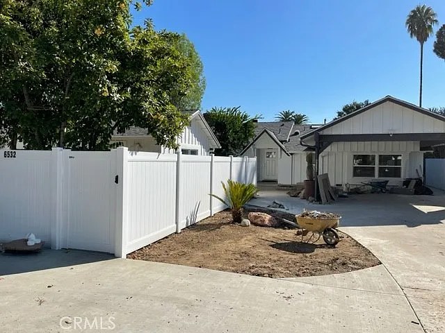 6532 Shoup Ave — Photo 10