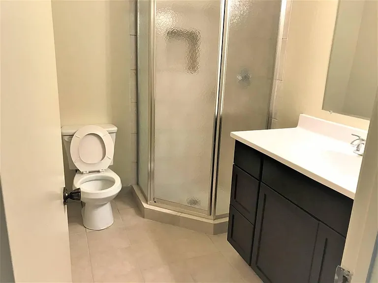 Master Bath/Shower