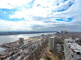 5 Horizon Rd #2501, Fort Lee, NJ
