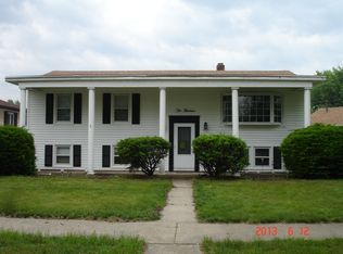 1013 W Ash St, Griffith, IN 46319