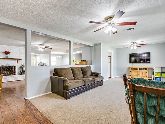 3rd image of 3315 Cumberland Dr