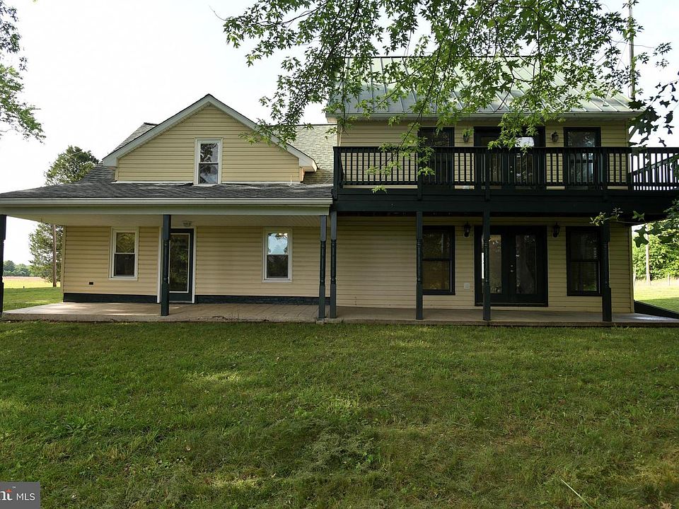 1st image of 20503 Darnestown Rd