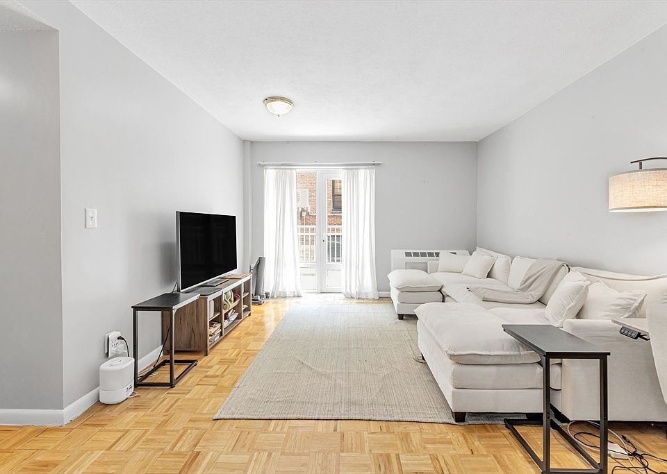 1st image of 100 Marion St APT 11