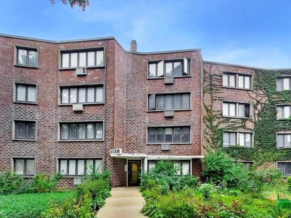 1138 W Lunt Ave APT 2B, Chicago, IL 60626