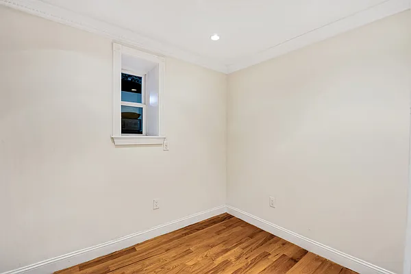 Rented by Compass | media 2