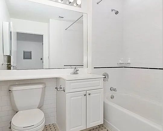 3rd image of 1955 1st Ave APT 535
