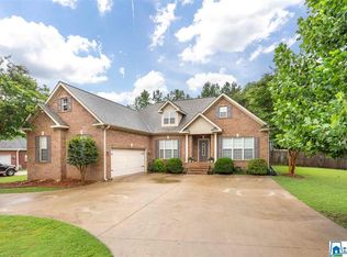 160 Stonegate Cir, Lincoln, AL 35096
