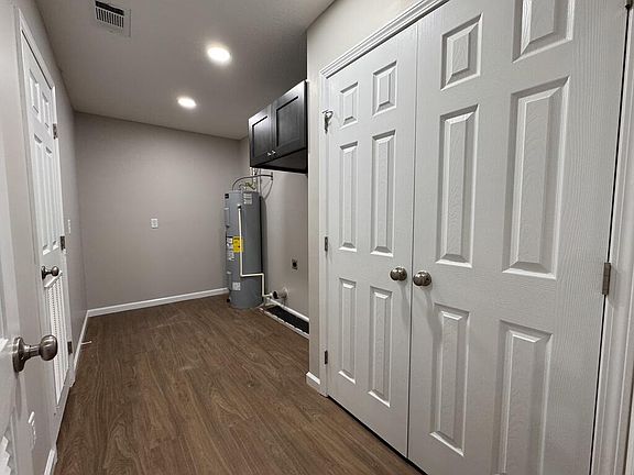 5th image of 305 Arnold Rd