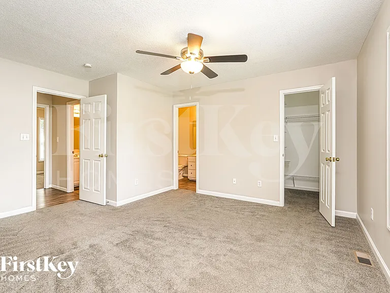 2200 Emerald Creek Ct — Photo 11