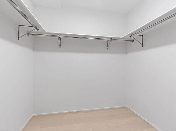 5th image of 130 William St #18