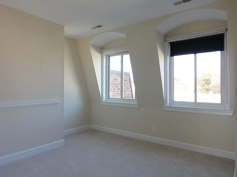 1224 Eton Ct NW — Photo 16