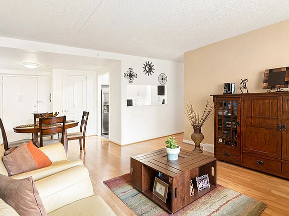 3rd image of 300 W 135th St APT 6V