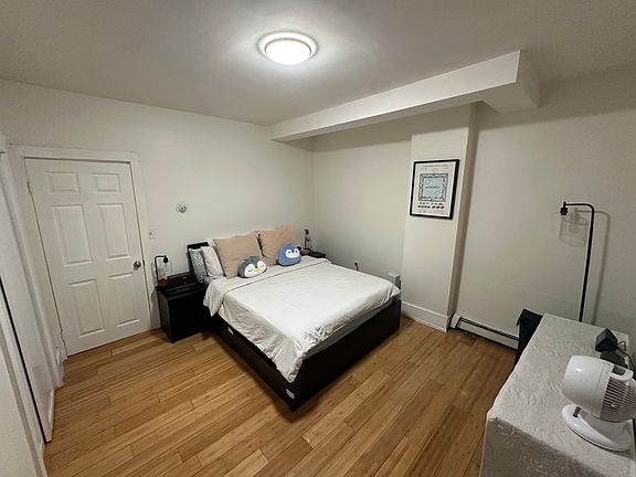 3rd image of 306 Sumner St #1
