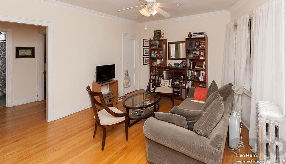 1st image of 738 W Aldine Ave APT 1E