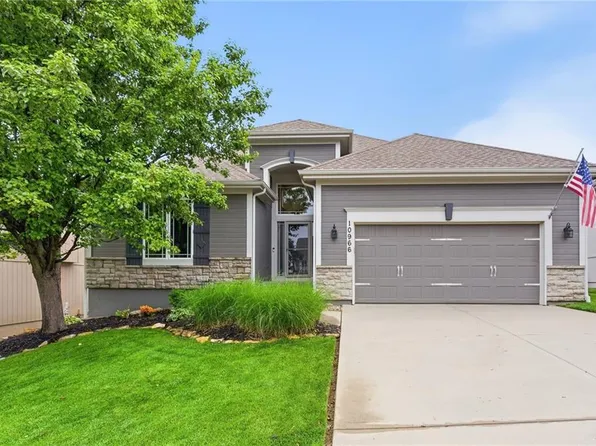 10966 S Cornice St, Olathe, KS 66061