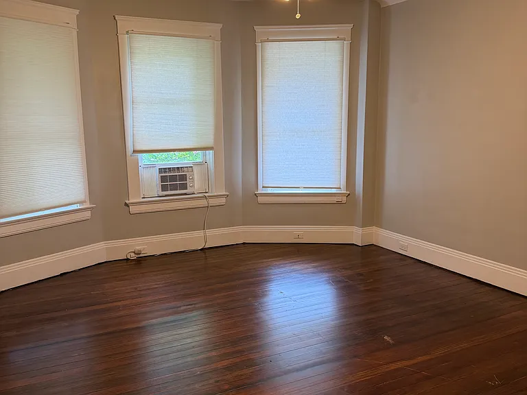 1601 State St — Photo 17