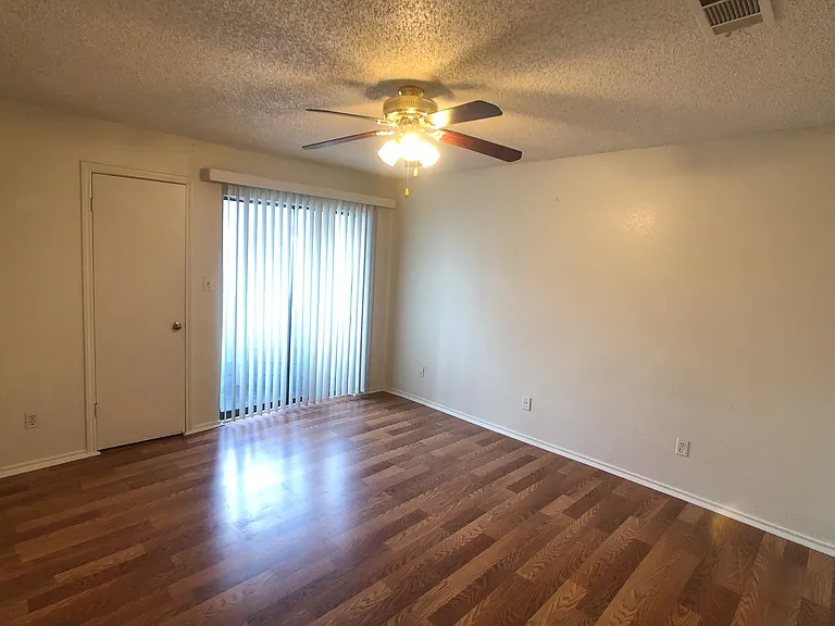 1808 Rio Grande St #4 — Photo 6