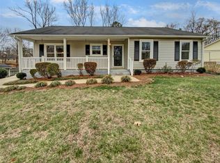 1730 Ranchwood Dr, Charlotte, NC 28217