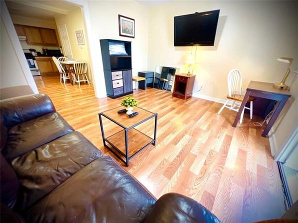 140 Orlando Dr APT 5