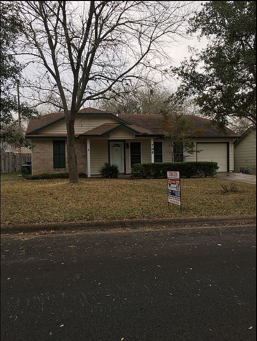 1st image of 705 Hyde Park Pl