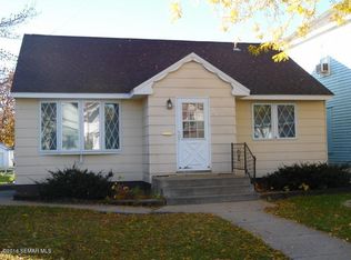 408 2nd Ave SE, Waseca, MN 56093