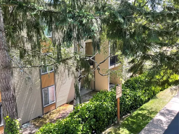 14645 NE 34th St #C20, Bellevue, WA 98007