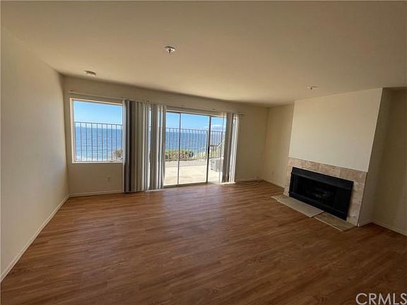 2nd image of 555 Esplanade APT 113