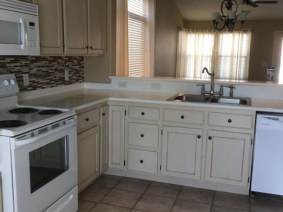 2nd image of 1790 W Warm River Dr