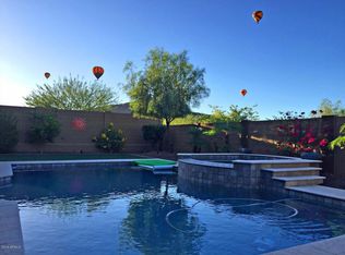 1627 W Red Fox Rd, Phoenix, AZ 85085