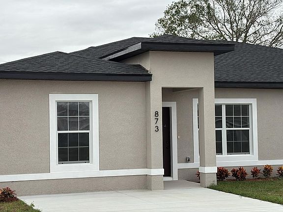 2nd image of 875 Colville Dr