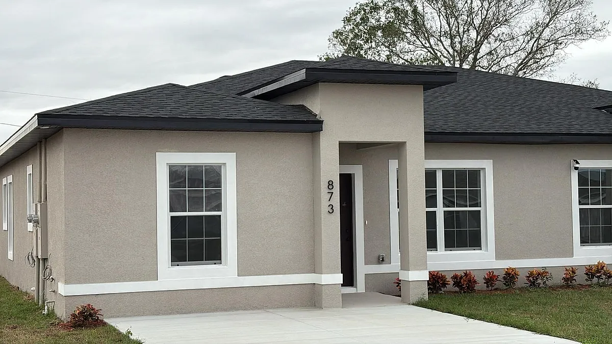 Building Photo - 875 Colville Dr