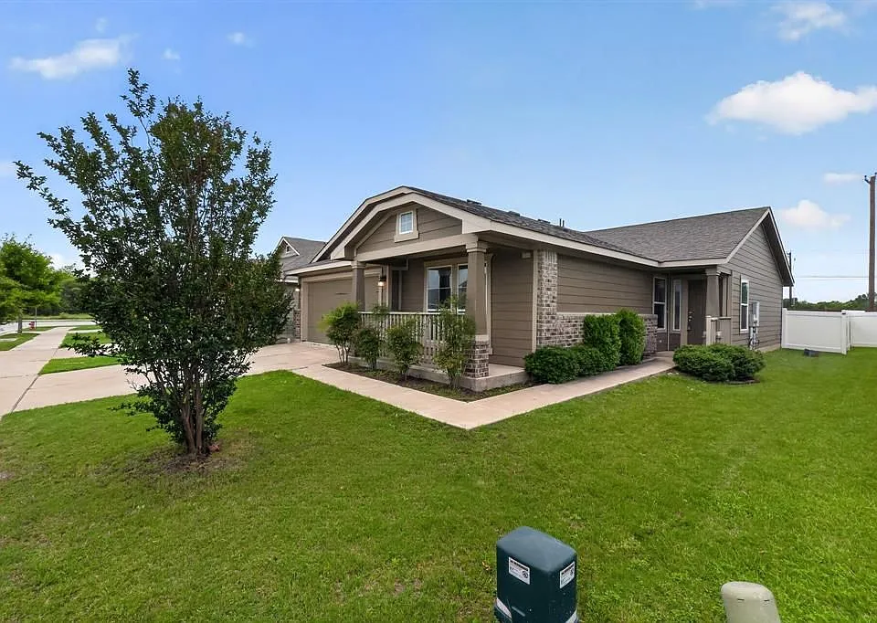 18308 Cuyahoga Dr