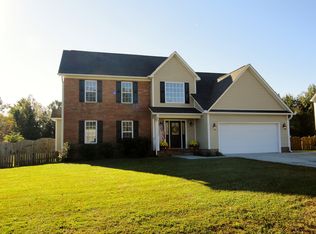 203 Anson Ct, Jacksonville, NC 28540