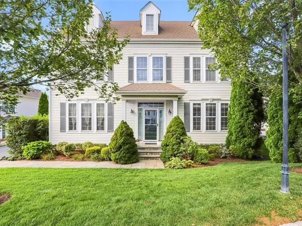 22 Legendary Circle, Rye Brook, NY 10573