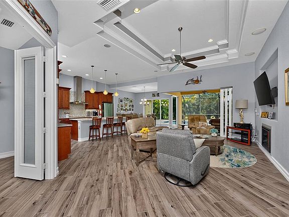 5th image of 26171 Mamora Dr