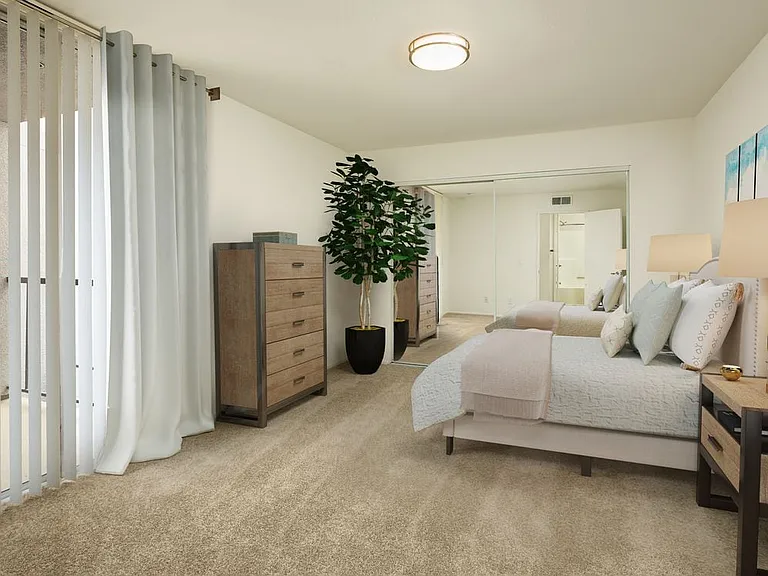 Renovated I bedroom