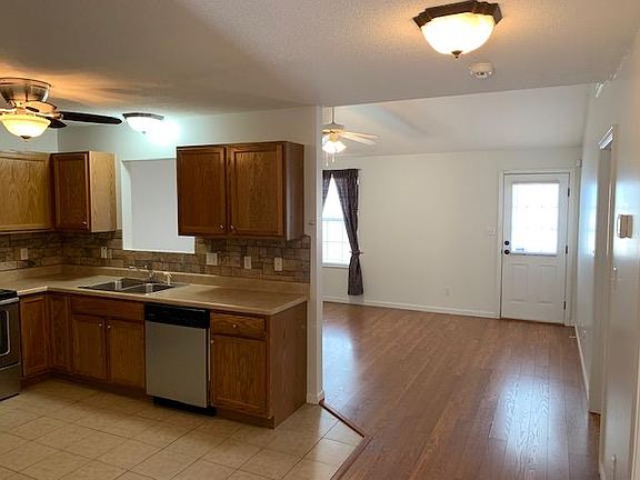 5th image of 4730 Royal Prince Way