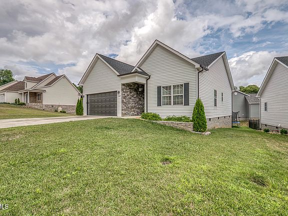 2nd image of 167 Brighton Pl