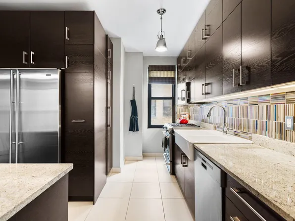 2600 John F Kennedy Boulevard image 5 of 22