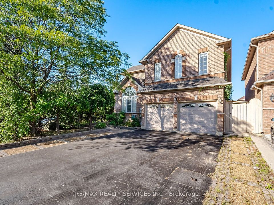 1st image of 8 Riverbank Rd