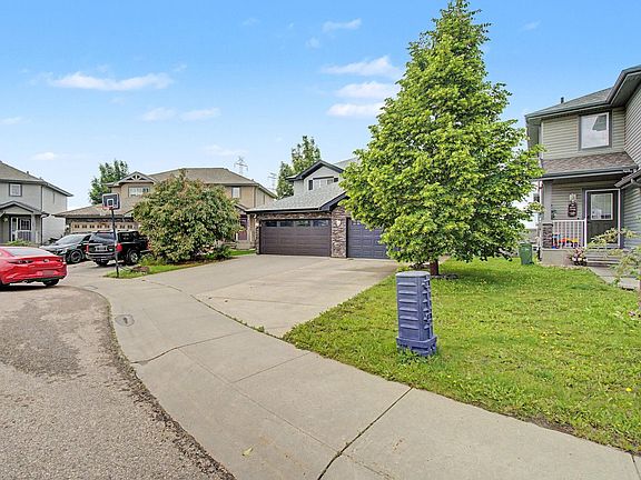 3rd image of 5628 1a Ave SW