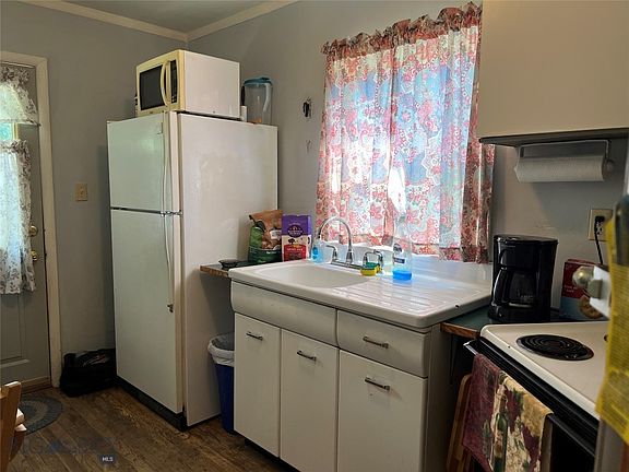 5th image of 320 S C St