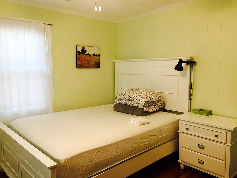 bedroom 3 on the first floor