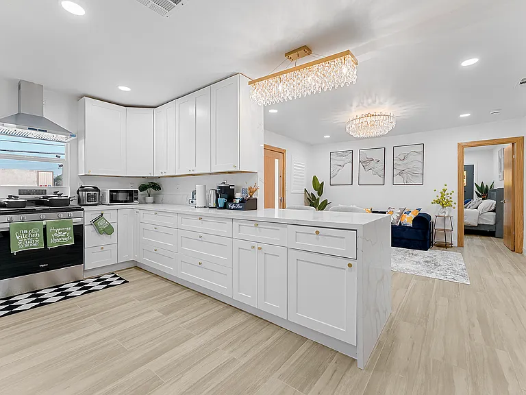 8231 9th St — Photo 20