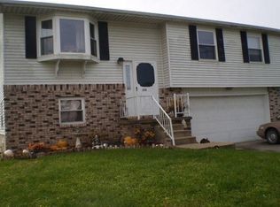 535 Derby Downs Rd, Newark, OH 43055