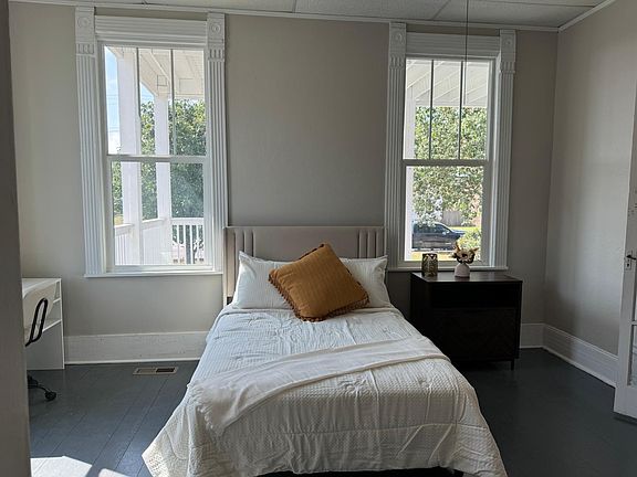 4th image of 535 Whitman St SE #2C